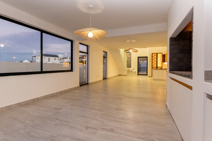 3 Bedroom Property for Sale in St Helena Views Western Cape
